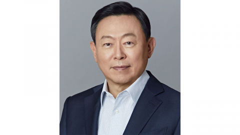 [기업] 신동빈 롯데 회장 "AX에 생존 걸려...혁신적 변화 지원"
