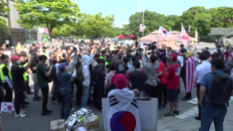 경고·중재에도…시위대 1명 저항에 또 진입 무산
