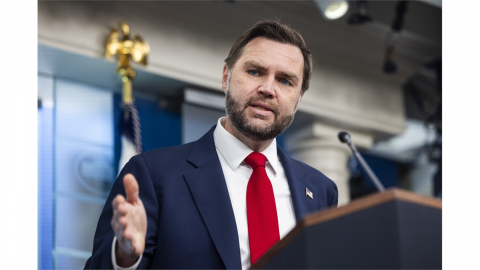 밴스 부통령, 스위스행 연기…이란 "아무것도 확정된 것 없어"