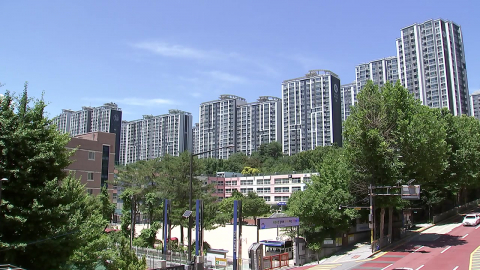 억눌렀던 강남 집값마저 들썩…부동산 증세 \'촉각\'