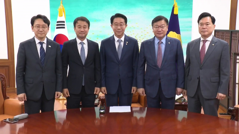 민주 "18개 상임위 독식" 최후통첩…국힘 "법사위 양보 못 해"