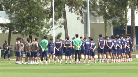 홍명보호, 무거운 분위기 속 훈련 재개…다른 조 경기 '촉각'