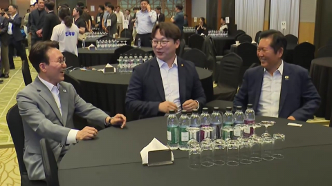 김민석·정청래 웃음 속 신경전…\'재건축론\' 후폭풍