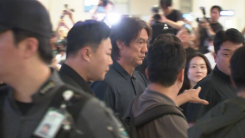 '32강 불발' 대표팀 야유 속 귀국..."홍명보 나가"