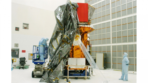 "추락하는 망원경을 구해라"...NASA 사상 첫 우주 구조작전