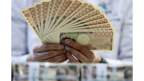 엔·달러 162엔도 넘어...엔화 가치 40년 만에 최저