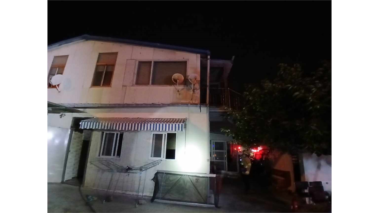 경북 칠곡 단독주택에 불...70대 주민 숨져