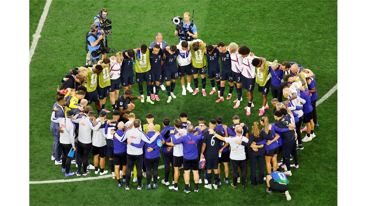 "미국 우승하면 달에 축구공 보낸다"...NASA의 동기부여?