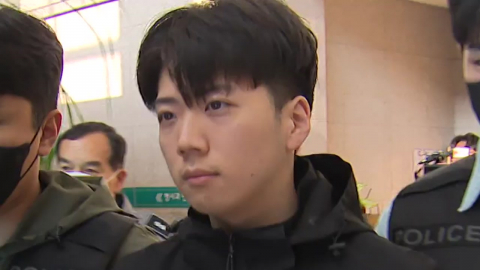 장윤기가 쓰던 \'리얼돌·구형 휴대전화\' 경찰 친부가 폐기