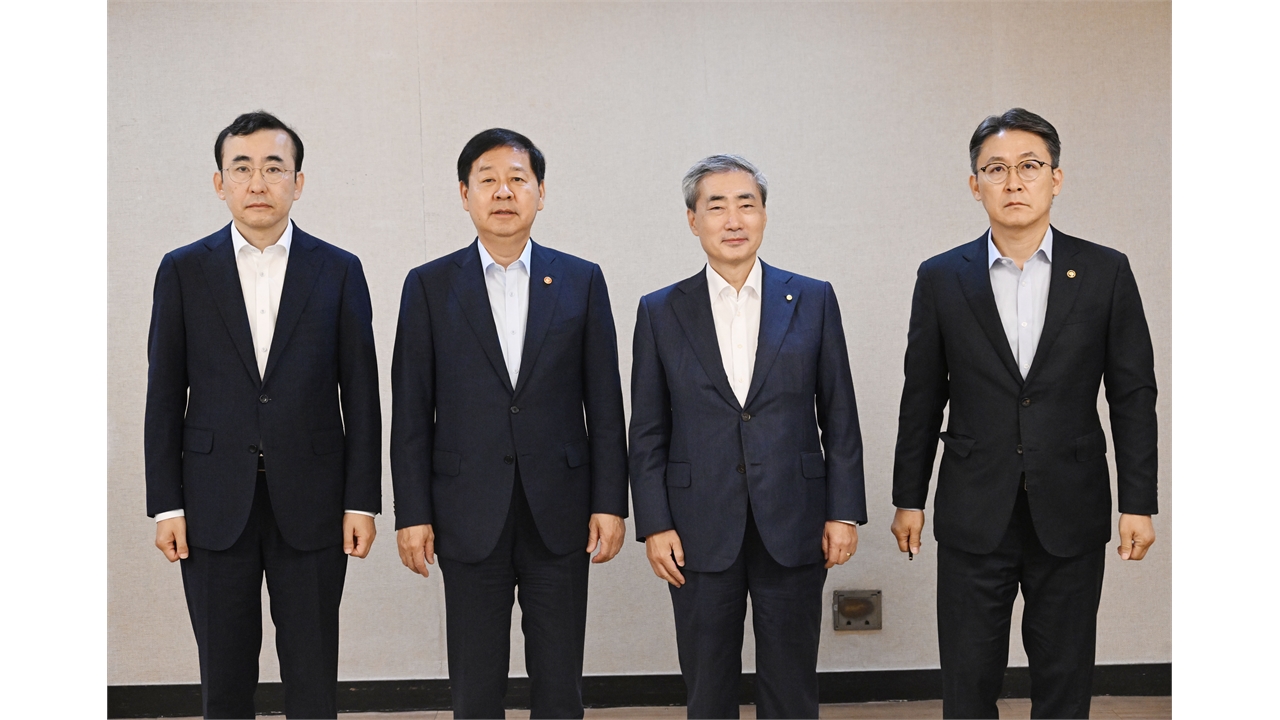 당국 "주식시장 변동성 유발 리스크 면밀히 점검"
