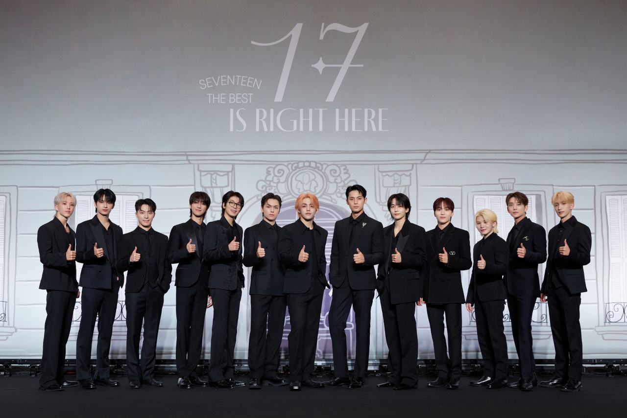 세븐틴 13인 멤버 전원, 플레디스와 두 번째 재계약…"영원에 도전"