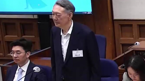'무상 여론조사 수수' 윤석열 1심 징역 2년…"여론조사 수수 일부 유죄"