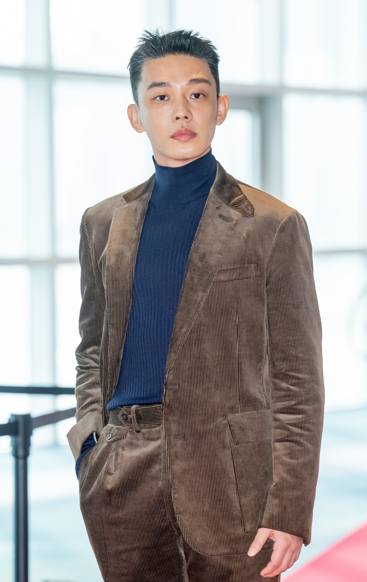 '마약 집행유예' 유아인, '호프' 시사회서 포착…복귀설 '솔솔'