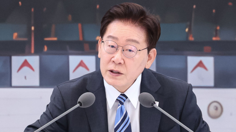 이 대통령 "삼전닉스 단일종목 레버리지 ETF 보완책 신속 마련"