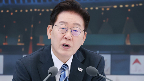 이 대통령 "삼전닉스 단일종목 레버리지 ETF 보완책 신속 마련"