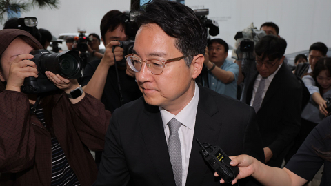 \'내란 의혹\' 심우정 전 검찰총장 구속 심사 출석…"법원서 소명"