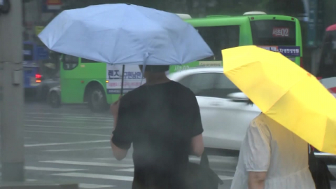 [날씨] 주말 수도권·강원 최대 300mm…중부 호우 예비특보