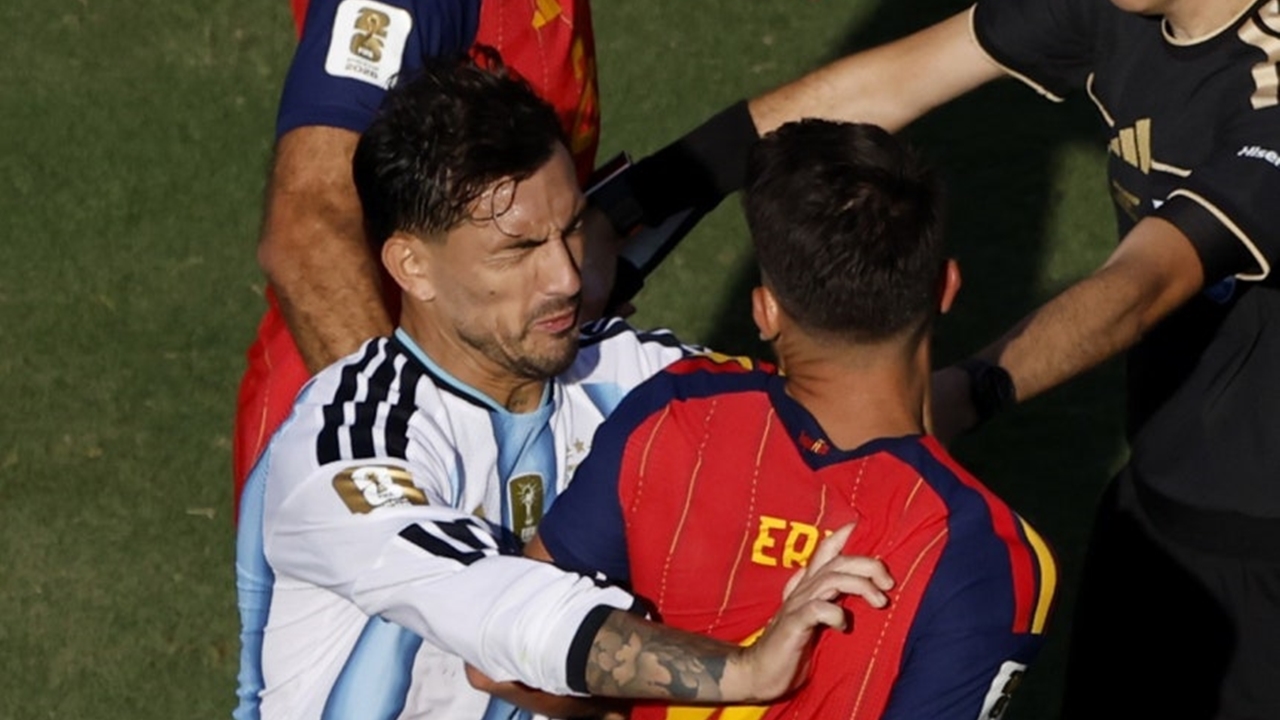 스페인전 패배 후 아수라장 만든 아르헨...FIFA 중징계 예상
