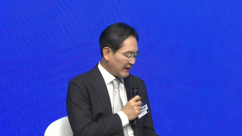 이재용 "인간 윤택하게 하는 AI 혁신 이어갈 것" [현장영상+]