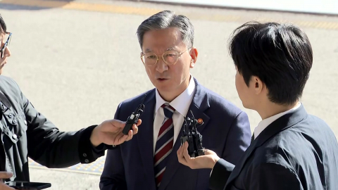 정성호 "오래전부터 사퇴 의사"…사표 제출 여부 주목