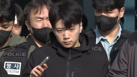 장윤기 3차 공판…증인 출석한 여고생 유족 오열
