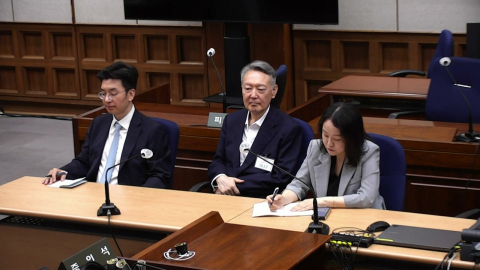 윤 \'대선 허위발언\' 1심 징역형 집유…확정 시 당선무효