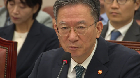 정성호 "새 술은 새 부대에"…청와대는 사의설 부인
