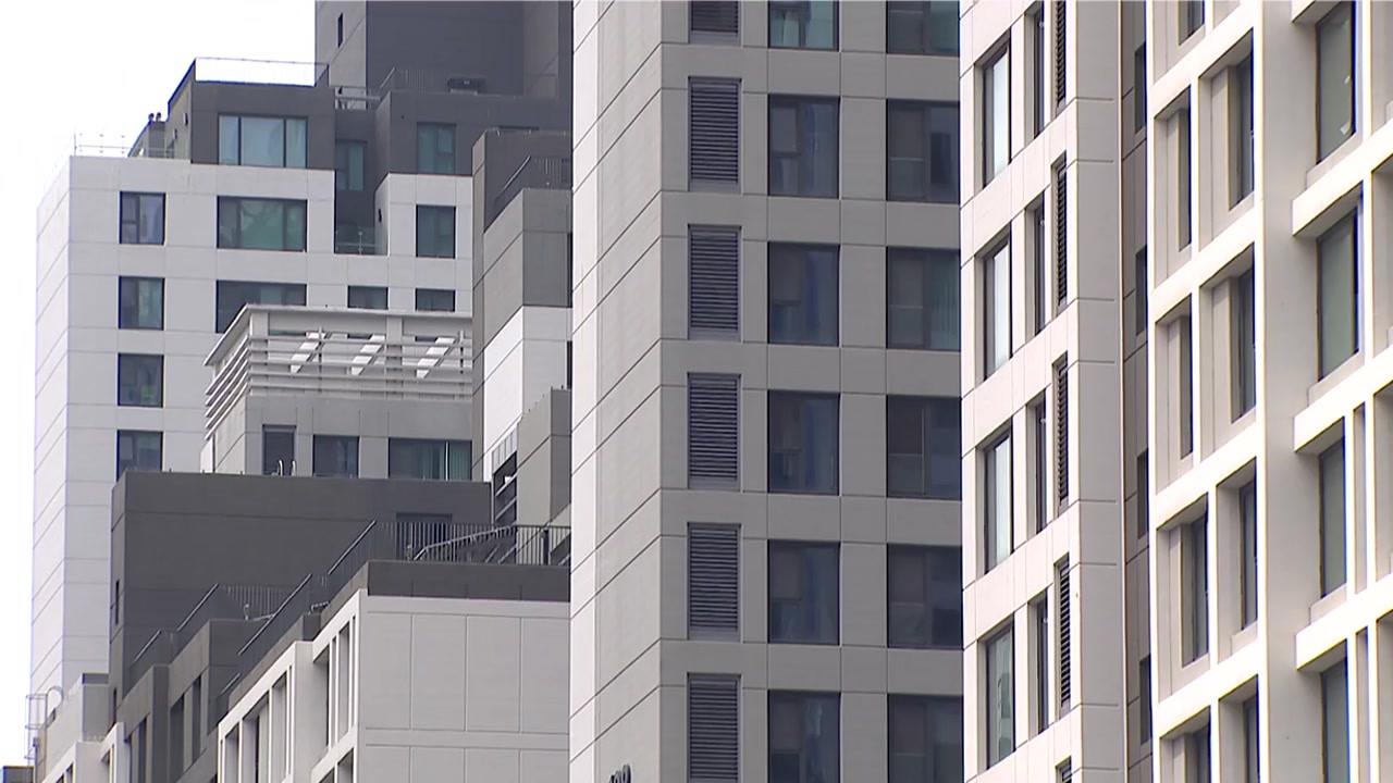 오세훈 "세금 올려도 집값 못 잡아...서민만 피해"