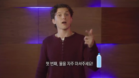 "폭염, 너무 배드"…스파이더맨도 "물 자주 마셔요"