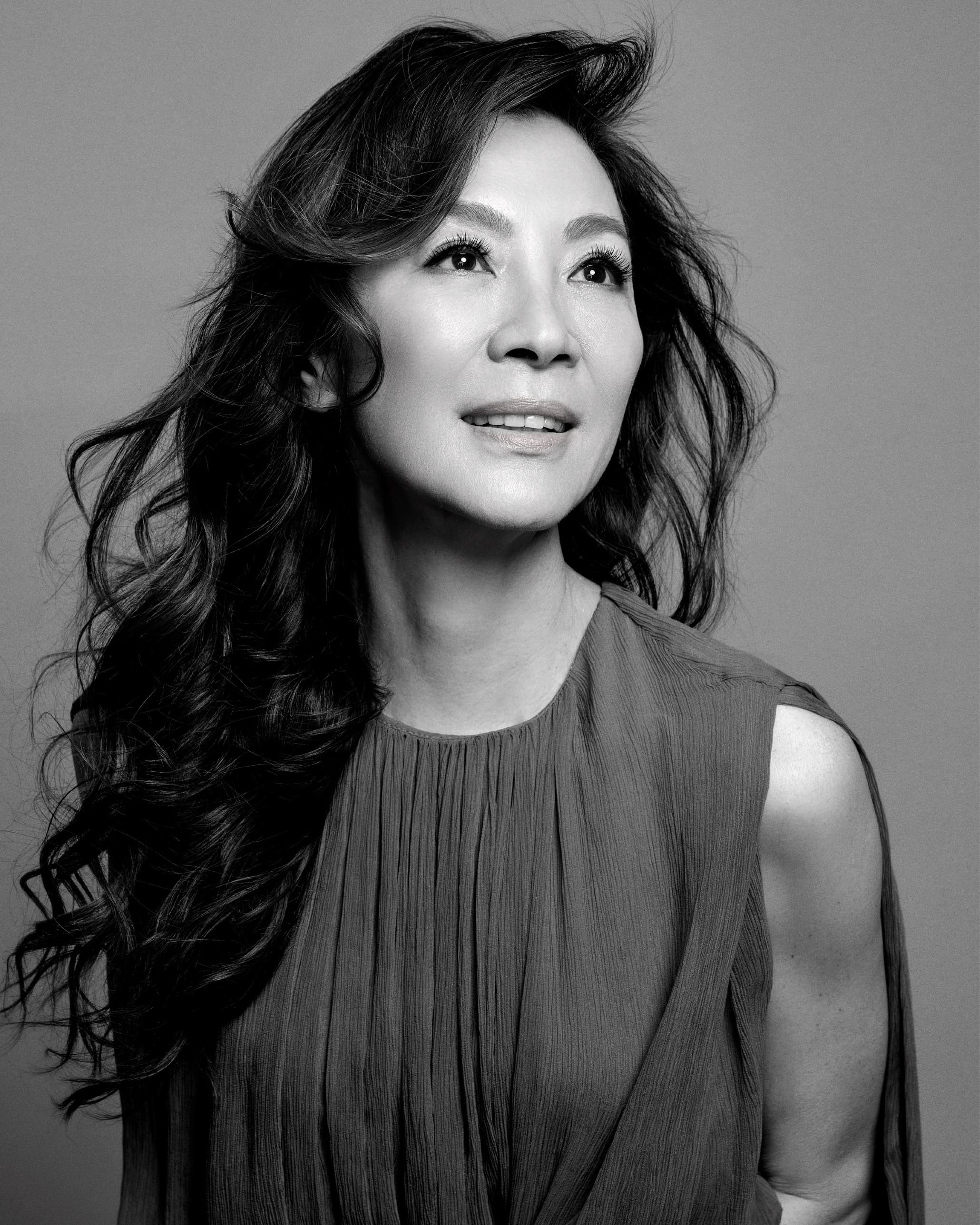 할리우드 장벽 깬 ‘시대의 아이콘’ 양자경, 부국제 아시아영화인상 수상