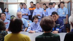 다카이치 지진 피해지 방문 영상에 '경악'...日배우도 "미친 짓...