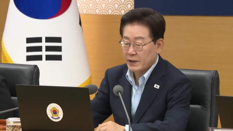 이 대통령 "부처 간 엇박자? 민주적 과정…세제 개편안, 반론 수용 바람직"