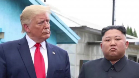 7년 전 김정은 사진 꺼낸 트럼프…11월 중간선거 지면 북미 회담?