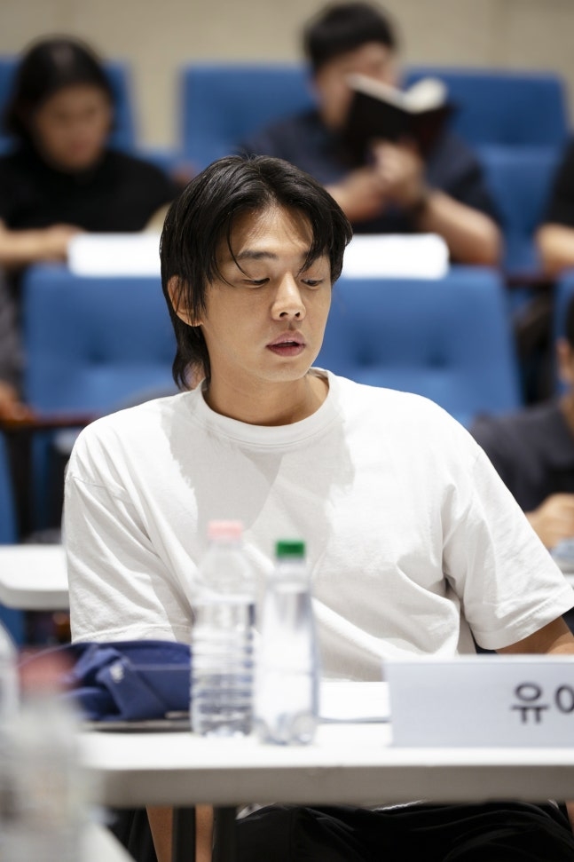 유아인 3년 만에 복귀…장재현 감독 신작 '뱀피르' 출연 확정