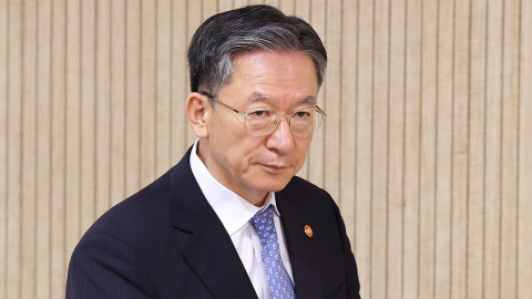 [속보] 정성호 법무부 장관, 청와대에 사직서 제출