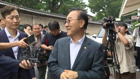 김윤덕-오세훈 회동…용산공원 주택공급 이견 좁힐까 [현장영상+]