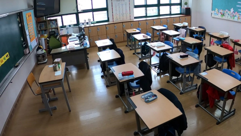 "성욕 편지 보낸 제자와 수업하라니"…결국 병가 낸 교사