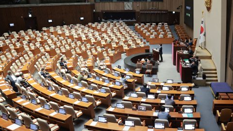 국회 본회의서 '패트 단축법' 통과...특별감찰관 후보 추천안 의결도