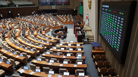 이 대통령, '패스트트랙 단축'에 "일 신속하게 돌아가게 돼 기뻐"