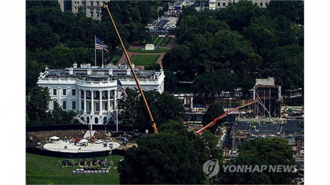 미 대법원장, '백악관 연회장' 공사 임시 허용...트럼프 "공사 속도전"