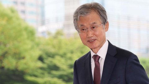 조희대 "법의 지배 소중"…서면제청 논란엔 '침묵'