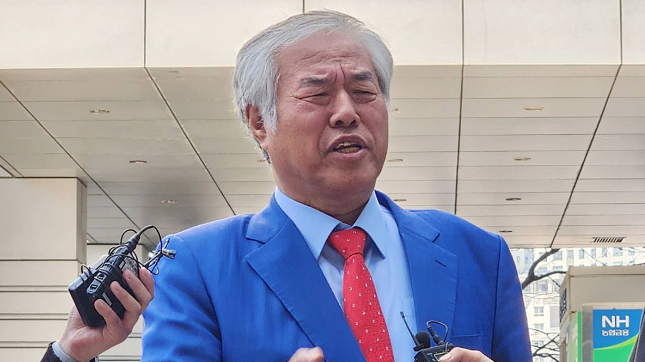 전광훈 "李 대통령 소년원서 검정고시" 발언 경찰 조사