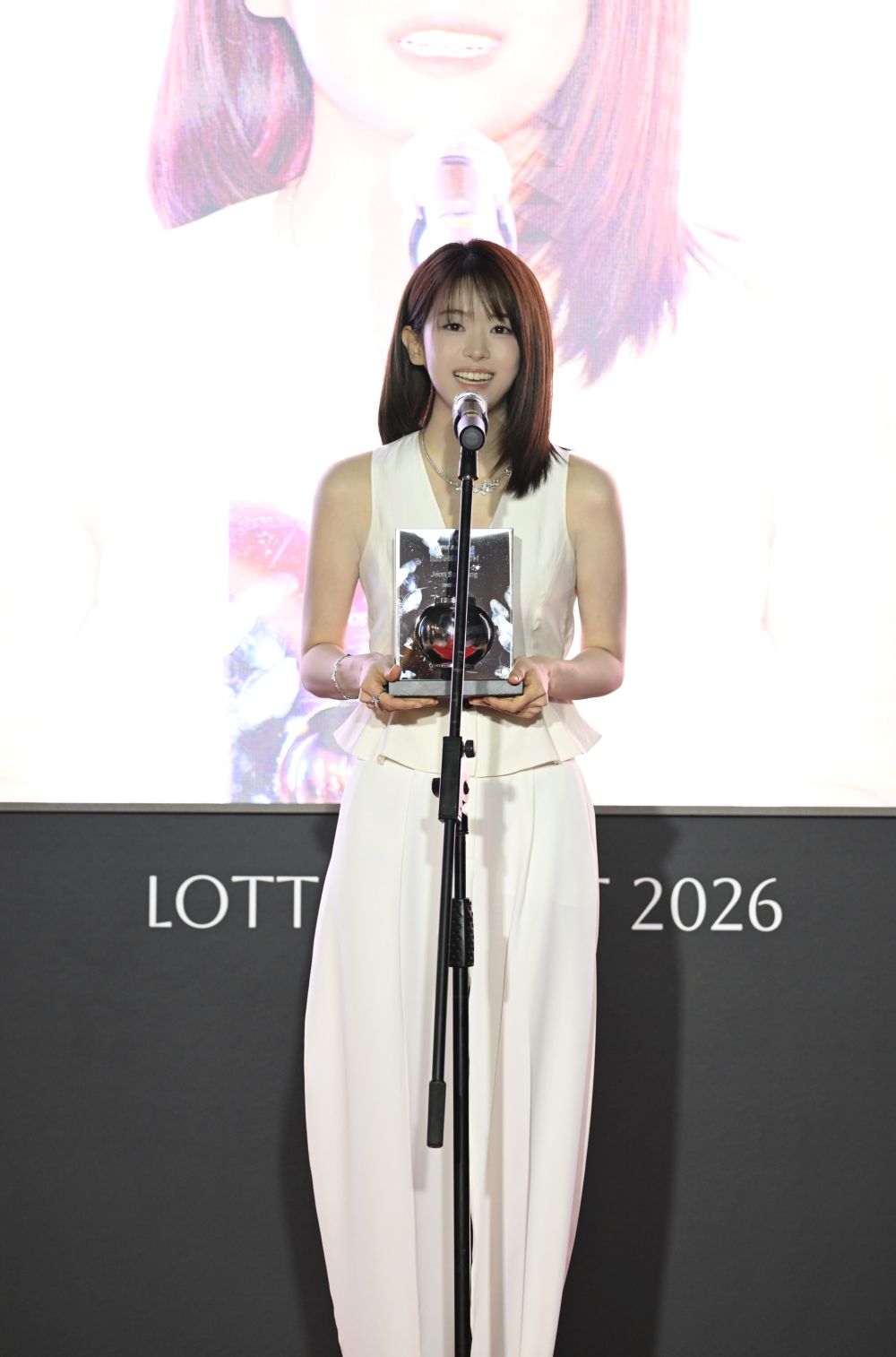 김무열·전소영, 제1회 ‘아이콘 어워즈’ 수상