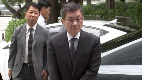 '홍명보 선임 의혹' 정몽규 소환…"부당 개입 없어"