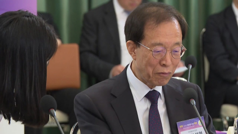 "정부 생각과 철학 나와 달라"…이석연 위원장 돌연 퇴임 의사