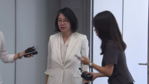용혜인 출근길…각종 의혹 질의에 '묵묵부답' [현장영상+]