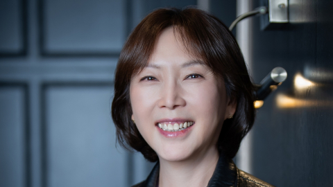 [인터뷰] "카리스마 넘치는 최민식, 몸을 던지는 한소희" 김도영 감독만의 '인턴'