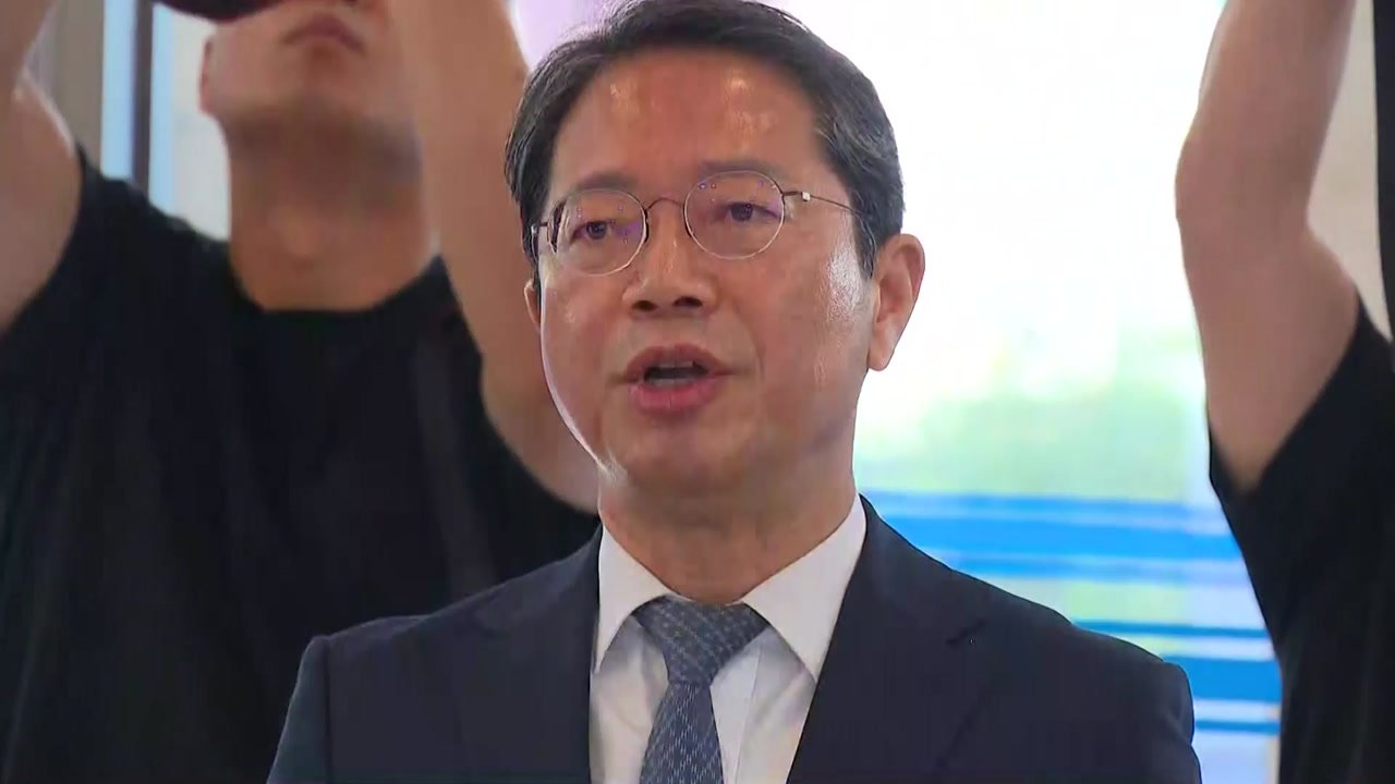 김승원, 오늘 도어스테핑 계획 없어...사무실은 출근