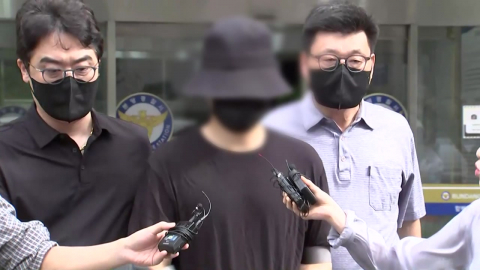 이혼 소송 중 아내 살해한 공무원 송치…보복 살인 적용