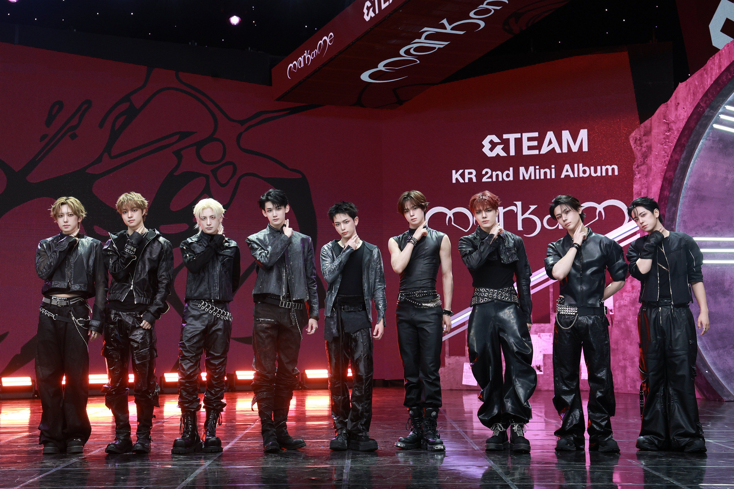 &TEAM(앤팀), 'Mark on Me' 첫날 122만 장…4연속 밀리언셀러 달성